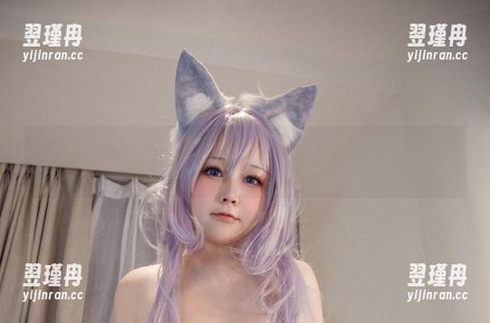 KANEKO咔喵最新奇遇：兔女郎在碧蓝航线，真的是一场视觉挑战呀～-翌瑾冉