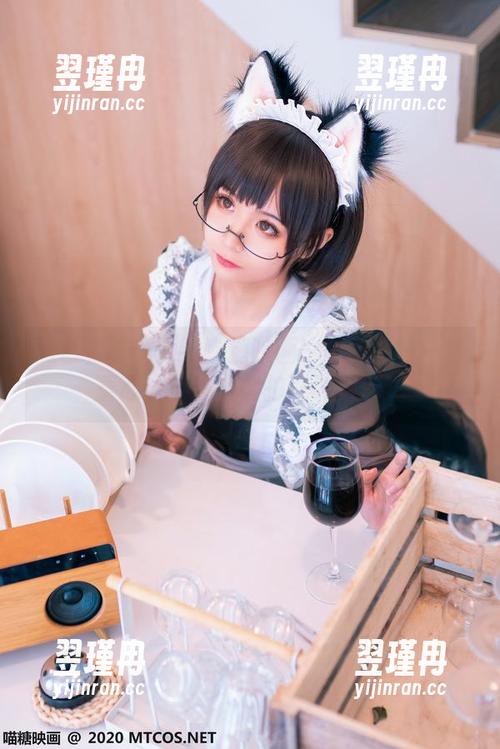 黑色制服少女的喵糖映画:一定也有一颗童心,不然谁会拍这种套图?-翌瑾冉 黑色制服少女的喵糖映画:一定也有一颗童心,不然谁会拍这种套图?-翌瑾冉