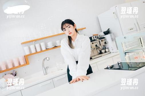 高清图包中的‘水’消息，Sonson(손손)的浴缸就是那种让你想多的地方。-翌瑾冉