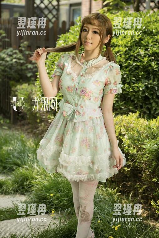 UGirls尤果网 - 下意识抓拍?信悦儿的写真出击,摆脱不了的女孩气场太强大!-翌瑾冉 UGirls尤果网 - 下意识抓拍?信悦儿的写真出击,摆脱不了的女孩气场太强大!-翌瑾冉