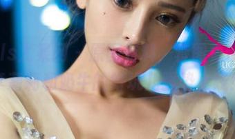 UGirls尤果网 - 原图有料，套图更带感，李莉莉和奶牛的好玩儿强势上线！