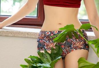 UGirls尤果网 - 听说杨晨晨的内衣全套能让人怀疑真实性，我看真的是拼了！
