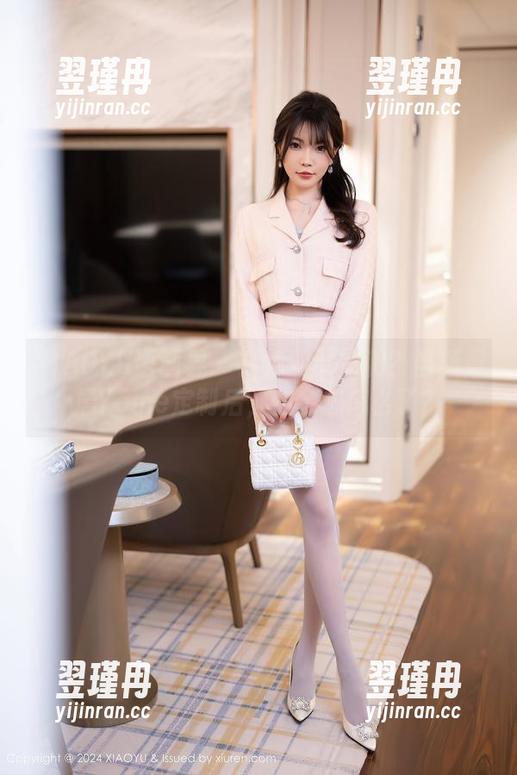 XIAOYU语画界 - 白色如此单调?当杨晨晨Yome定制后,你会想怎么了?-翌瑾冉 XIAOYU语画界 - 白色如此单调?当杨晨晨Yome定制后,你会想怎么了?-翌瑾冉
