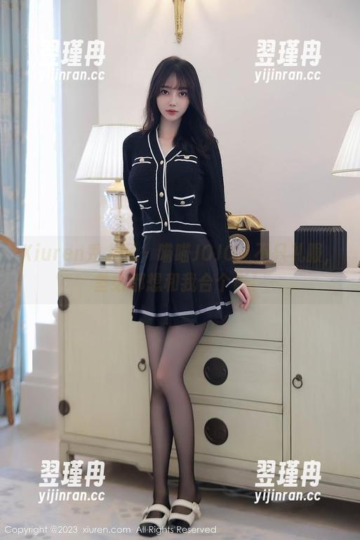 Xiuren秀人网 - 喵喵JOJO:不只礼服,壁纸都想和我合个影!-翌瑾冉 Xiuren秀人网 - 喵喵JOJO:不只礼服,壁纸都想和我合个影!-翌瑾冉
