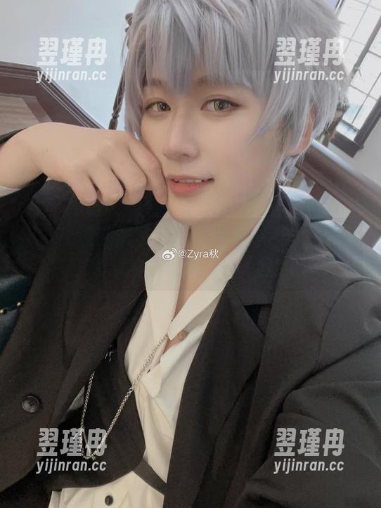 Zyra秋的居家秘籍:高清小宇宙,美图和我的丧尸状态配一脸!-翌瑾冉 Zyra秋的居家秘籍:高清小宇宙,美图和我的丧尸状态配一脸!-翌瑾冉