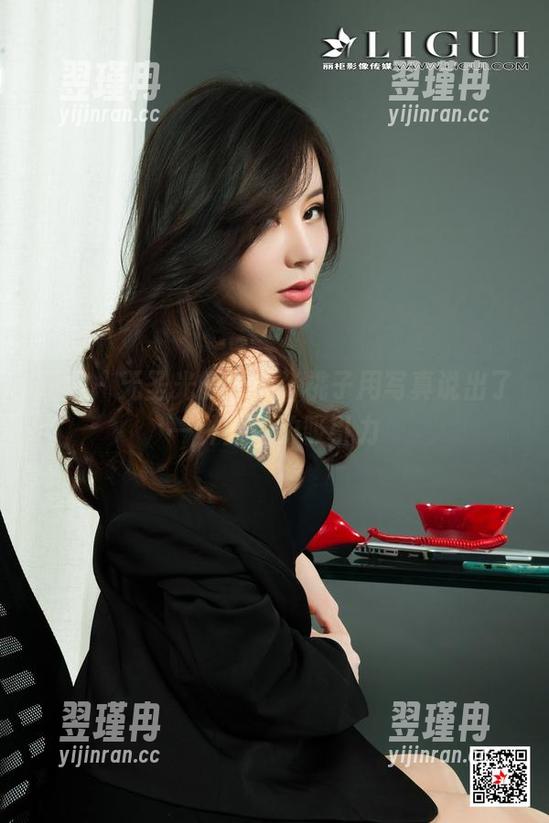 丽柜 - 无圣光的天台,桃子用写真说出了一种微妙的吸引力-翌瑾冉 丽柜 - 无圣光的天台,桃子用写真说出了一种微妙的吸引力-翌瑾冉