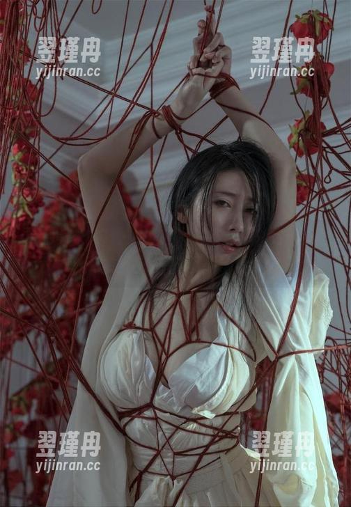 看云溪溪的修女风格图片,这高清技术差不多能骗得了不少人吧。-翌瑾冉 看云溪溪的修女风格图片,这高清技术差不多能骗得了不少人吧。-翌瑾冉
