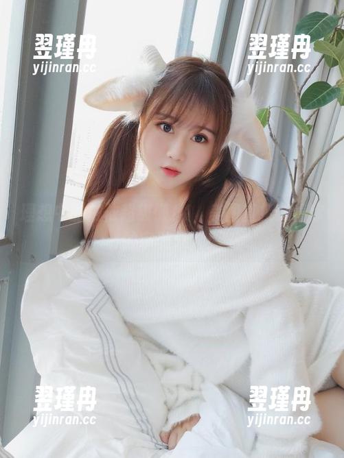 理想中的依依超级懒JK,美图直接对着你的审美开火!-翌瑾冉 理想中的依依超级懒JK,美图直接对着你的审美开火!-翌瑾冉