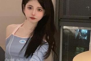 打卡倦倦喵的图包，吉他妹妹，一看就想买买买的节奏！