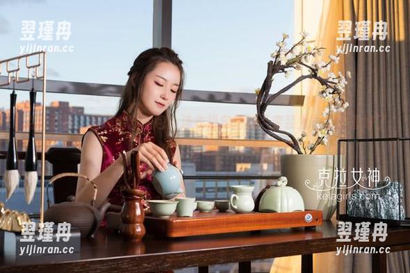克拉女神 - 珊珊的新图包:连衣裙穿搭的“变装秀”你准备好了吗?-翌瑾冉 克拉女神 - 珊珊的新图包:连衣裙穿搭的“变装秀”你准备好了吗?-翌瑾冉
