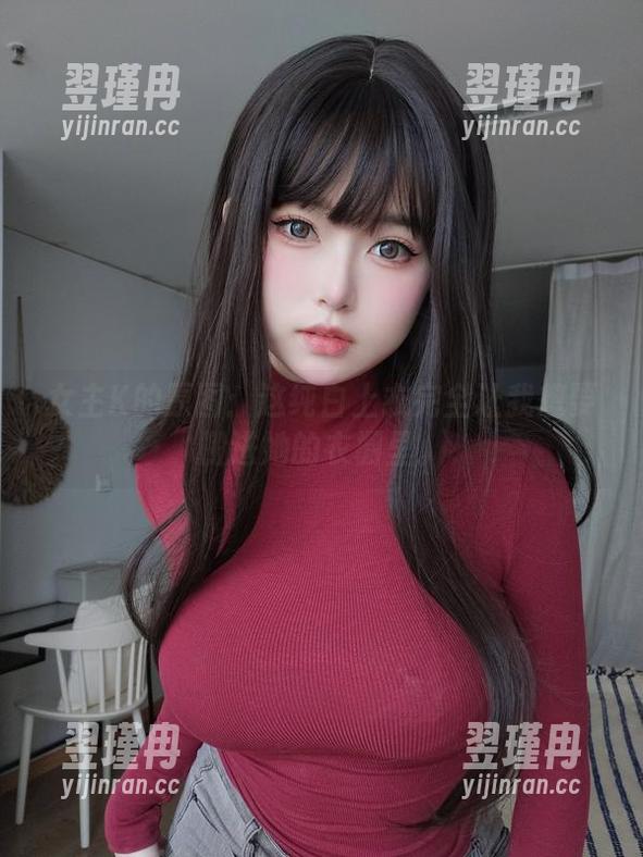 女主K的原图:这纯白上衣完全让我想要搬进她的衣橱里。-翌瑾冉 女主K的原图:这纯白上衣完全让我想要搬进她的衣橱里。-翌瑾冉