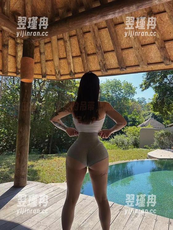 微密圈 - 宋昱欣的吊带,私拍也能这么‘吊’?-翌瑾冉 微密圈 - 宋昱欣的吊带,私拍也能这么‘吊’?-翌瑾冉