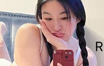 微密圈 - 宝儿茹171的居家写真：她的沙发是我的梦想，怎么能拍得这么好看！