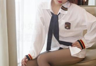 图片来了，小女巫露娜黑金执事新风格，谁能抵挡得住这种诱惑？