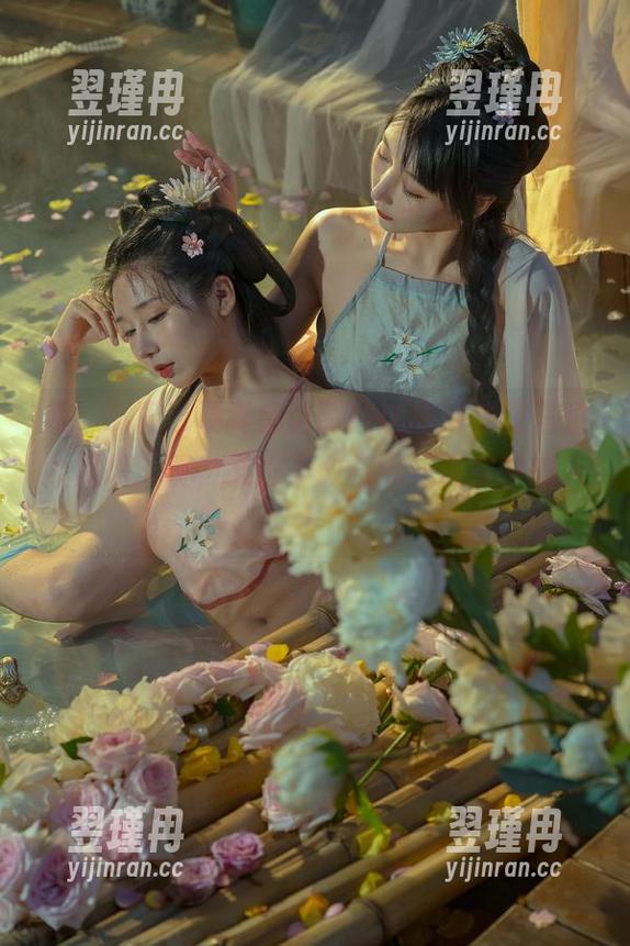 哇，岛田云溪真会选啊！这高清美图里的六翼炽天使，谁都不敢相信是现实中的人！-翌瑾冉