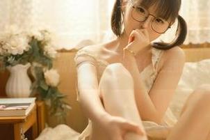 这一次幼水铃衣的私房作品，油亮得让我想起了蜗牛壳