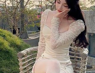 微密圈 - 最新的徐莉芝，原图眼镜…这波我真的不太懂了