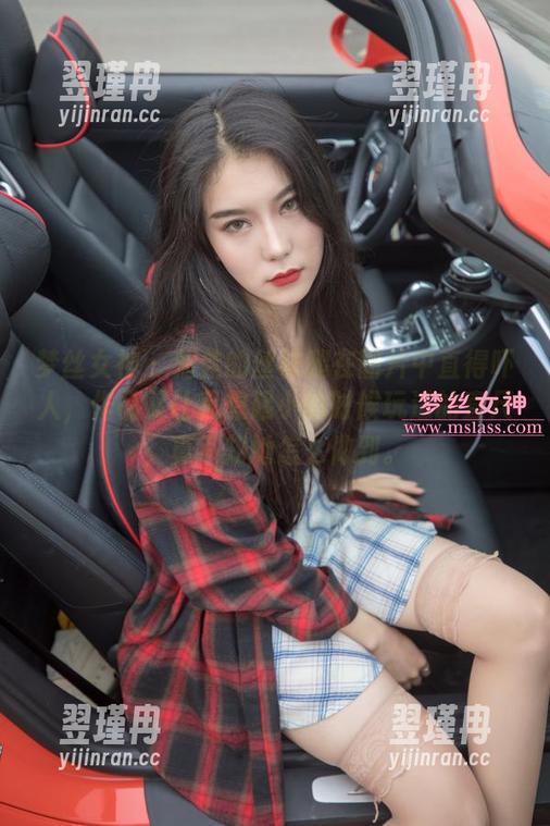 梦丝女神 - 刘佳的丝袜腿在图片中直得吓人,作品又让我想起小的时候玩过的直尺,真不知她怎么做到。-翌瑾冉 梦丝女神 - 刘佳的丝袜腿在图片中直得吓人,作品又让我想起小的时候玩过的直尺,真不知她怎么做到。-翌瑾冉