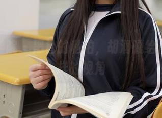 模范学院 - 黑色的私拍，胡润曦给你不一样的视角