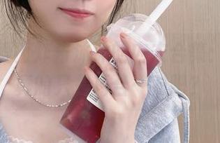 不小心爱上炸酱沐沐的内衣合集：美图，真的只是巧合…对吧？
