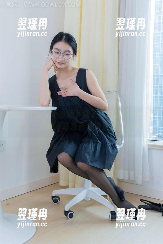 物恋传媒 - 不小心下载了泡泡的高清白色泡沫,你的屏幕准备好泡沫派对了吗?-翌瑾冉 物恋传媒 - 不小心下载了泡泡的高清白色泡沫,你的屏幕准备好泡沫派对了吗?-翌瑾冉