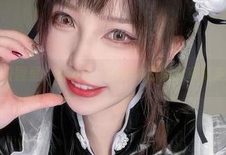 在无尽的校园里，狐洛洛子的学妹原图分享游走在光影间