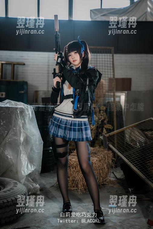 偶遇白莉爱吃巧克力闺房JK，图集中怎能错过的那一瞬间？-翌瑾冉