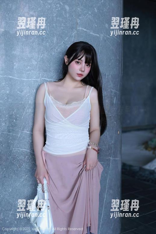 秀人网 - 一场隔着网盘看见的女友呈现——乔漫妮mina的作品-翌瑾冉 秀人网 - 一场隔着网盘看见的女友呈现——乔漫妮mina的作品-翌瑾冉