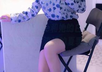 秀人网 - 于诺诺ise和她的白裙，怎么就让我想到了流浪的夏季呢？