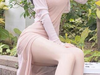 秀人网 - 谁说可爱不重要？孟狐狸FoxYini的写真集让你下载后爱不释手！