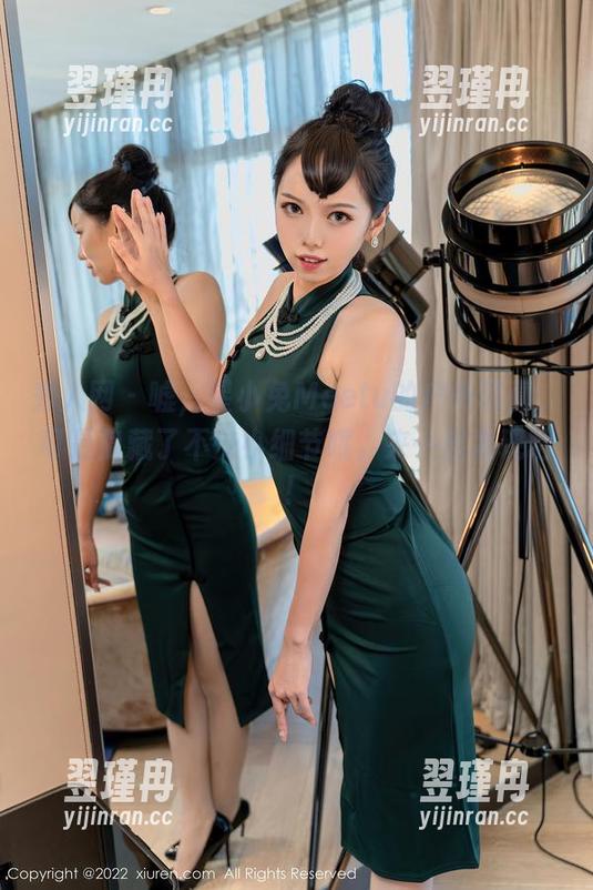 秀人网 - 嘘,星小兔Meetu的户外写真,可是隐藏了不少小细节哦。来一起发现吧!-翌瑾冉 秀人网 - 嘘,星小兔Meetu的户外写真,可是隐藏了不少小细节哦。来一起发现吧!-翌瑾冉