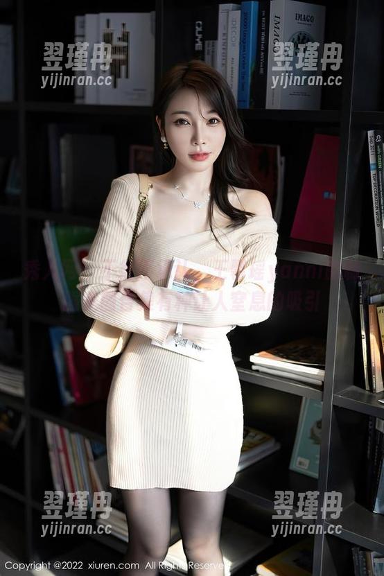 秀人网 - 不得不承认,王馨瑶yanni的制服美图合集有种让人窒息的吸引-翌瑾冉 秀人网 - 不得不承认,王馨瑶yanni的制服美图合集有种让人窒息的吸引-翌瑾冉