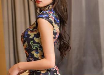 秀人网 - “舌尖上的菊花ace”馈赠书房，最新写真集里的办公室七大妙招