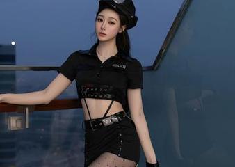 秀人网 - 放轻松，艾栗栗栗栗栗栗吖女仆全集，原图也超带感