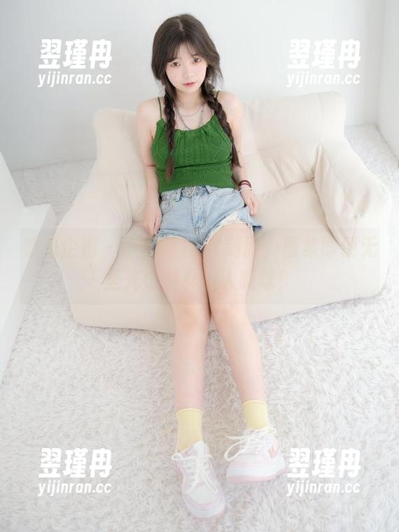 紧急企划 - 小枫穿起JK制服,图集即便无圣光也照样抓人眼球!-翌瑾冉 紧急企划 - 小枫穿起JK制服,图集即便无圣光也照样抓人眼球!-翌瑾冉