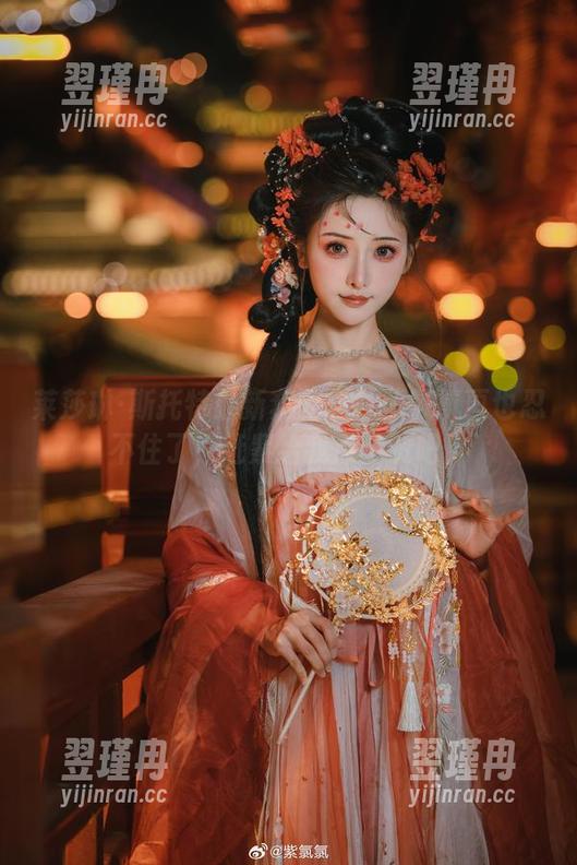 莱莎琳·斯托特最新套图到!紫氯氯再也忍不住了,赶紧给我点个赞吧!-翌瑾冉 莱莎琳·斯托特最新套图到!紫氯氯再也忍不住了,赶紧给我点个赞吧!-翌瑾冉