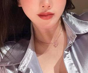 微密圈 - 这紫色哒豚豚新货里的定制图集，似乎在说：你还在等什么呢？