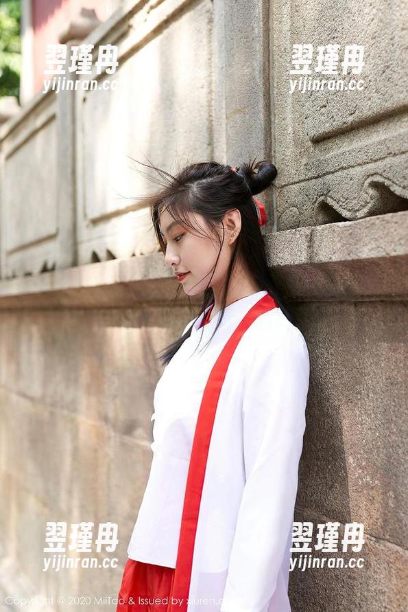 蜜桃社 - 萌美Moemi的JK美图,图包就像一盒巧克力,真是想剁手!-翌瑾冉 蜜桃社 - 萌美Moemi的JK美图,图包就像一盒巧克力,真是想剁手!-翌瑾冉