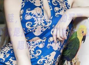 蜜桃社 - 哇，露西Lucy的写真，这“死库水”不就是把水搬上了食杂店的台子吗？超好奇她的创意。