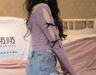 袜啵啵 - 小甜豆在白裙中翩翩起舞，随便一摆就是让人手痒的写真，图片准备好了吗？