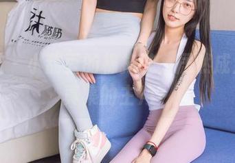 袜啵啵 - 小甜豆的棉拖鞋，居然成为了写真集的主角？