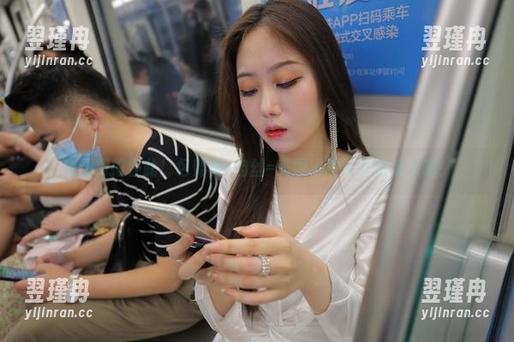 魔镜街拍在此!包臀裙+肉丝=美图资源大礼包拿来吧!-翌瑾冉 魔镜街拍在此!包臀裙+肉丝=美图资源大礼包拿来吧!-翌瑾冉