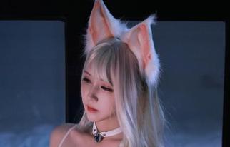 最新图库：黑白御猫的居家秘籍，又是一波“放松”的小秀！